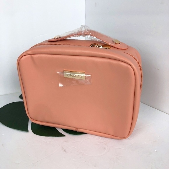 NWT travel makeup bag peach pink - Picture 2 of 9